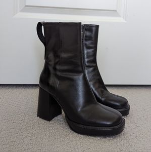 l'Intervalle  - Powell Black Leather Platform  Boots